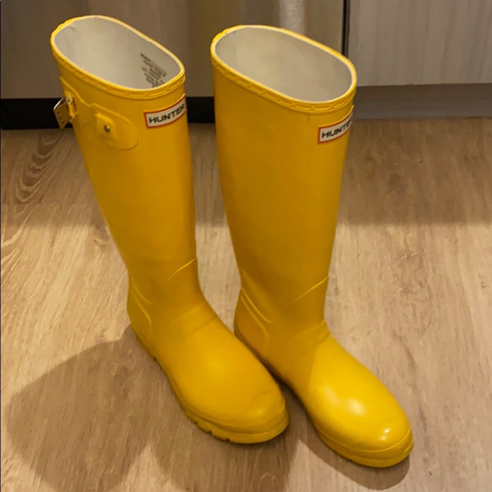 Hunter Original Tall Waterproof Rain Boots